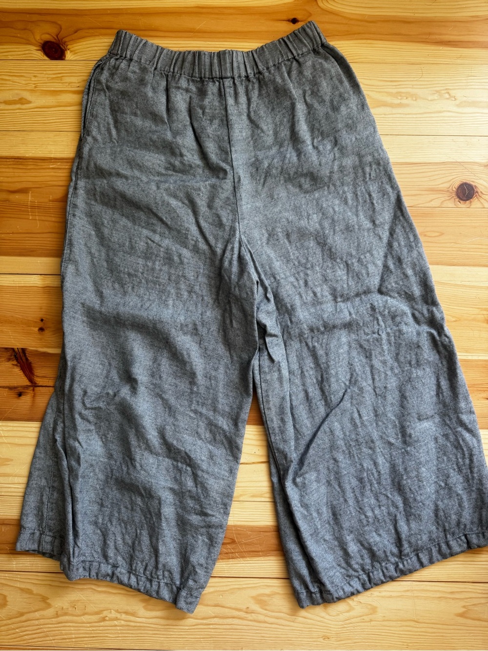 notPERFECTLINEN Gray Wide-Leg Linen Pants - Picture 4 of 7